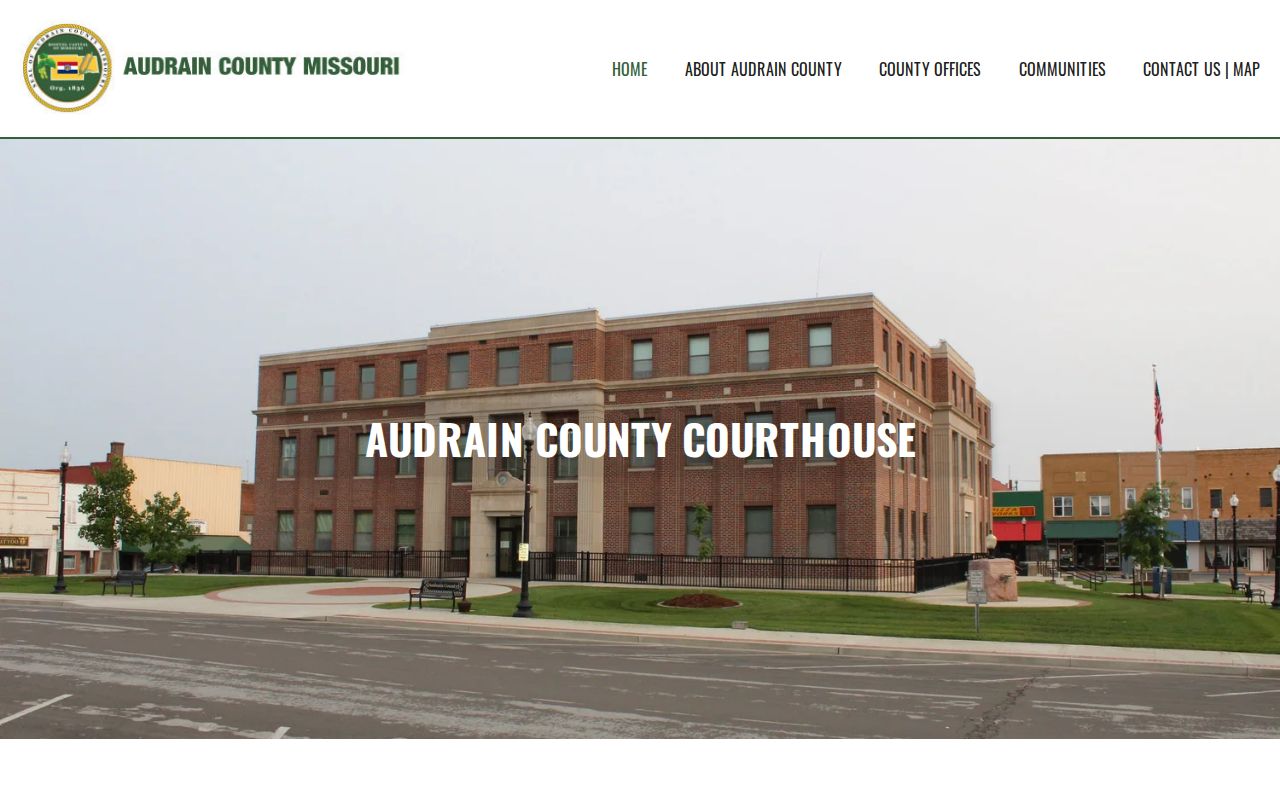 Audrain County criminal records courthouse and World War II memorial building